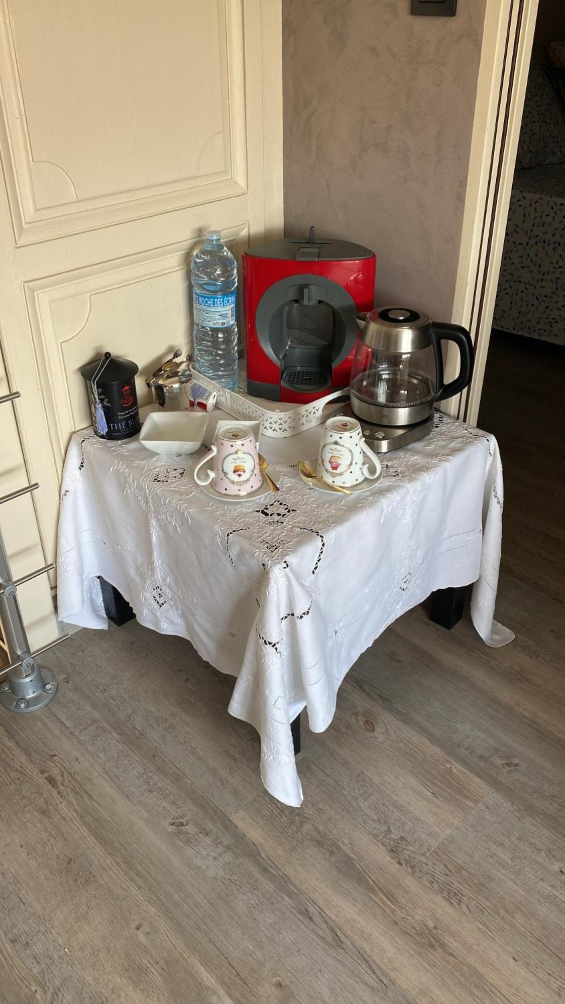 Une Parenthese Fleurie La Heuniere المظهر الخارجي الصورة